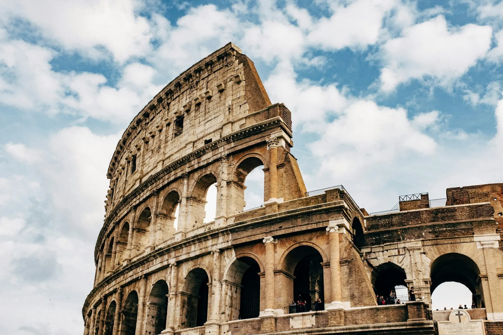 Colosseum, Roman Forum & Palatine Hill Guided Tour