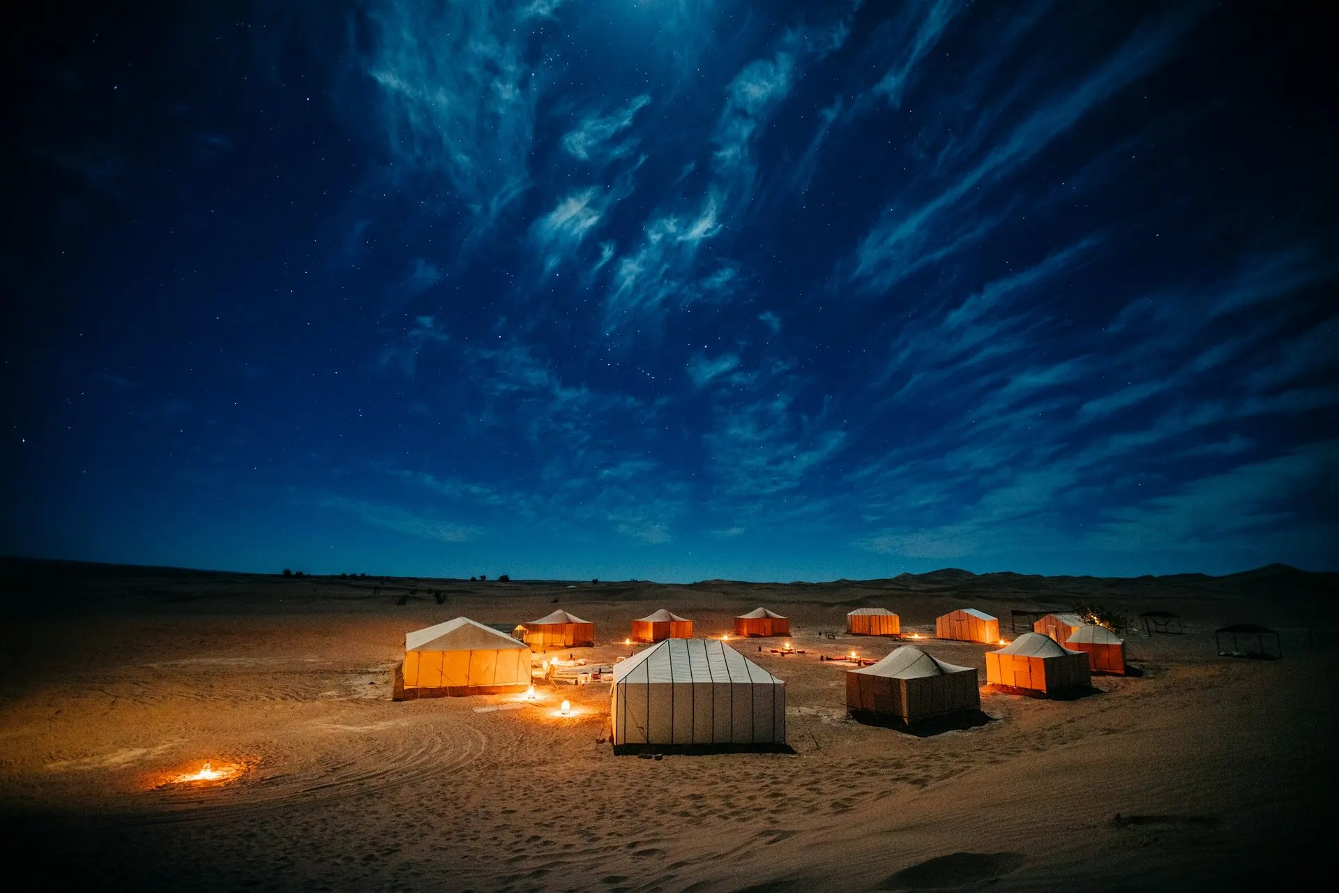 Red Dunes Desert Safari with BBQ Dinner & Shows