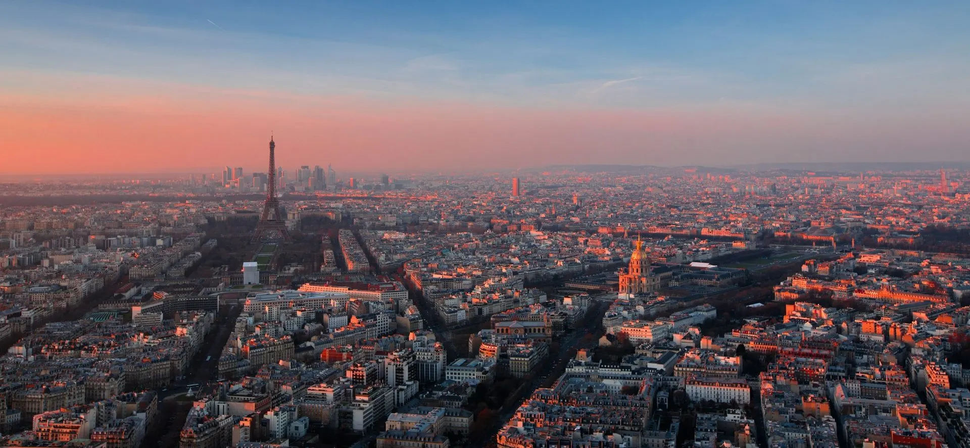 Eiffel Tower Summit Access with Hosted Entry