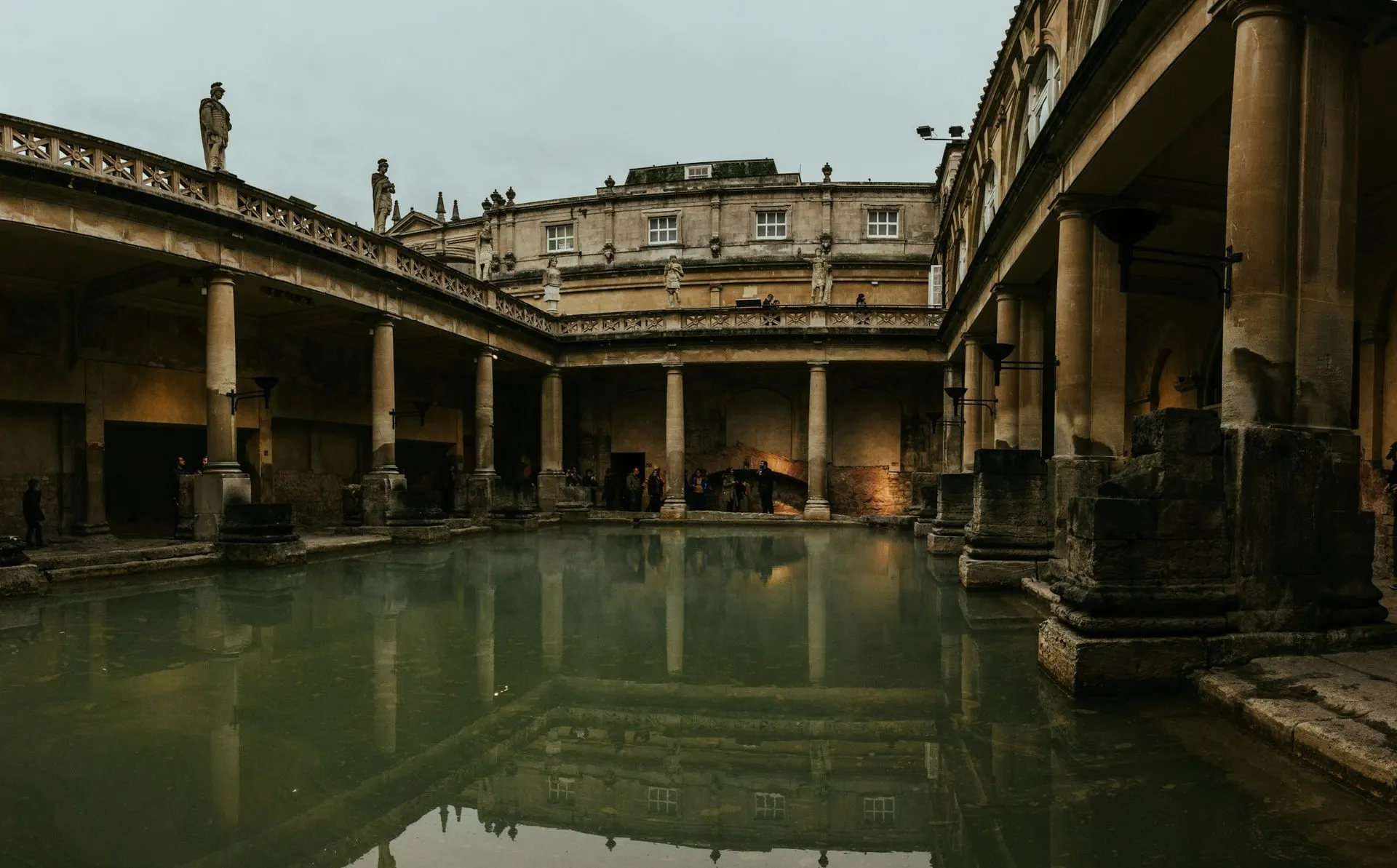 Stonehenge, Windsor Castle & Bath Day Trip
